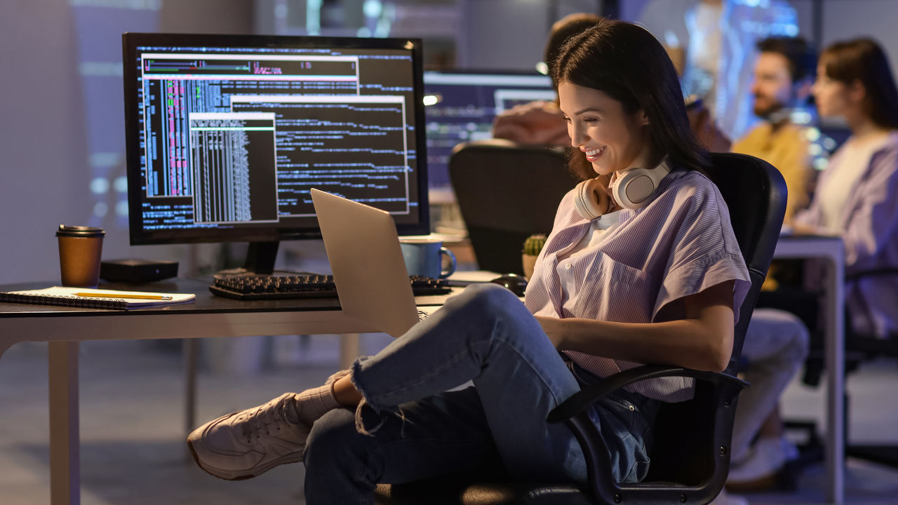 Team reviewing business systems and network performance